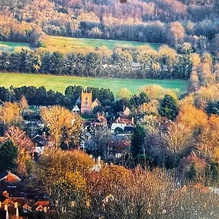 White Hill Lodge - Rustic Cabin Set In A Stunning Meadow Sevenoaks Exteriör bild